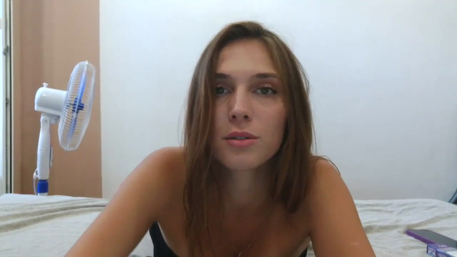 Gallery image thumbnail from HaleyReed's myfreecams stream on, 08/03/2025, 11:21 image 2 of 20