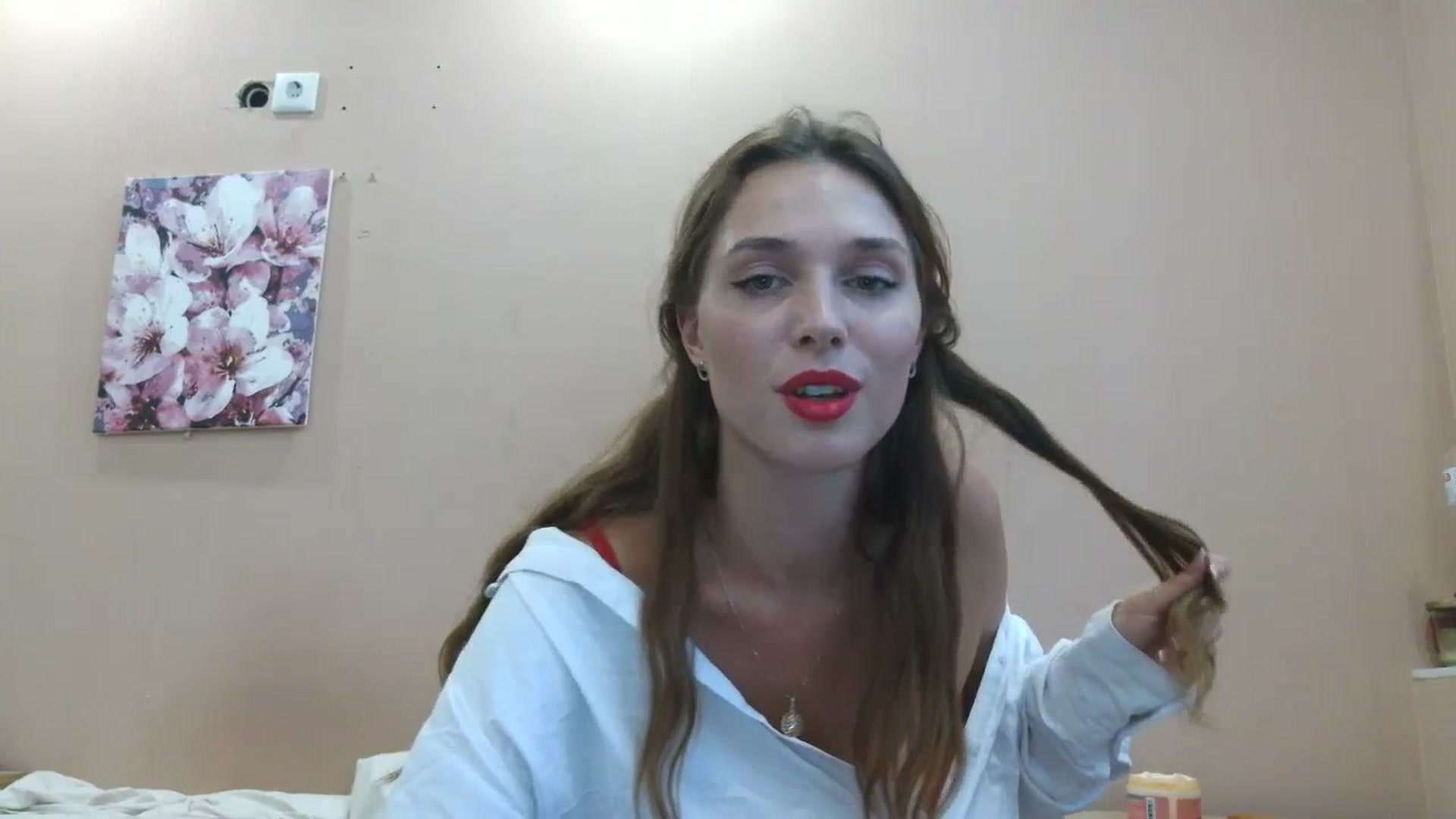 Gallery image thumbnail from HaleyReed's myfreecams stream on, 08/04/2025, 13:52 image 15 of 20