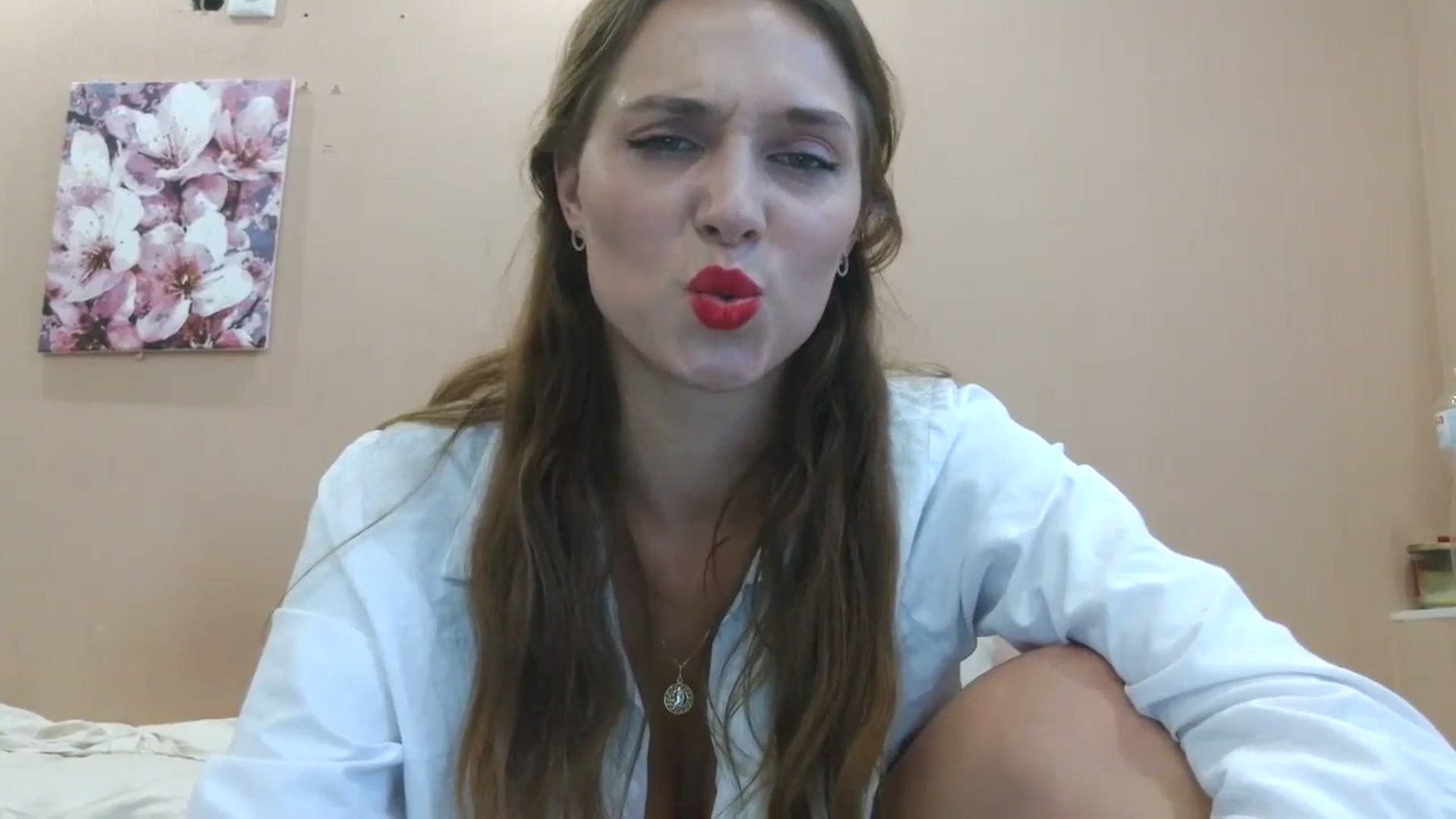 Gallery image thumbnail from HaleyReed's myfreecams stream on, 08/04/2025, 13:52 image 2 of 20