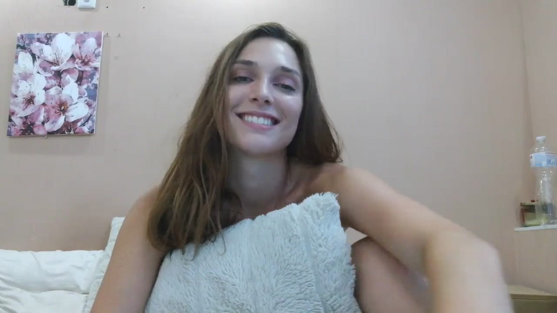 Gallery image thumbnail from HaleyReed's myfreecams stream on, 08/06/2025, 13:23 image 17 of 20