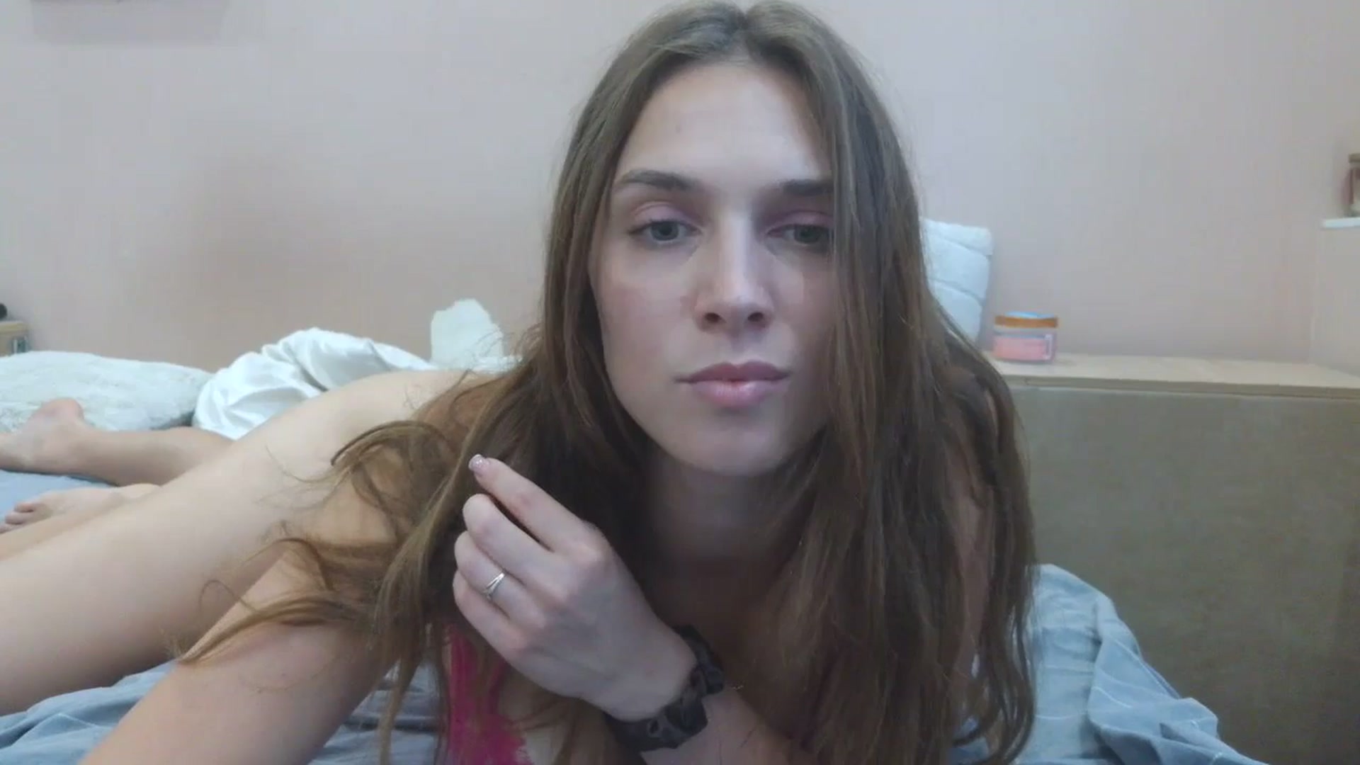 Gallery image thumbnail from HaleyReed's myfreecams stream on, 08/07/2025, 13:22 image 16 of 20