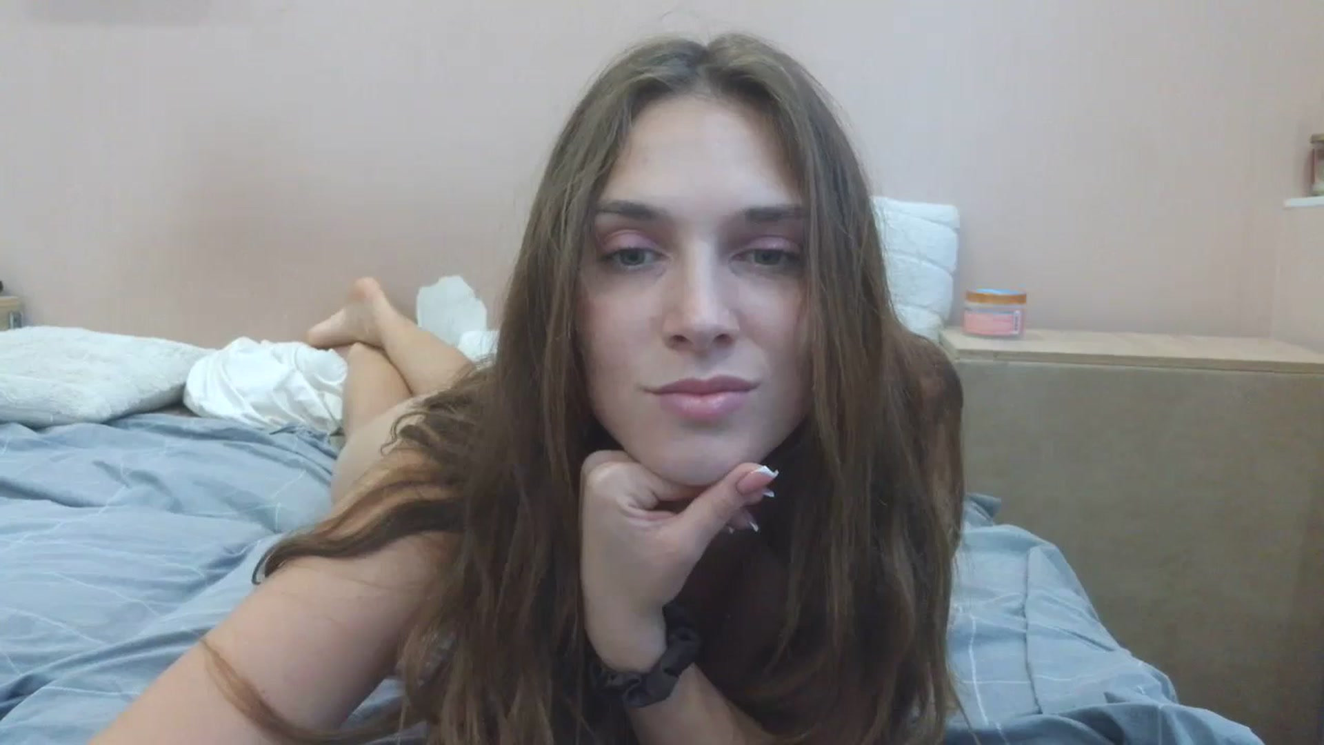 Gallery image thumbnail from HaleyReed's myfreecams stream on, 08/07/2025, 13:22 image 13 of 20