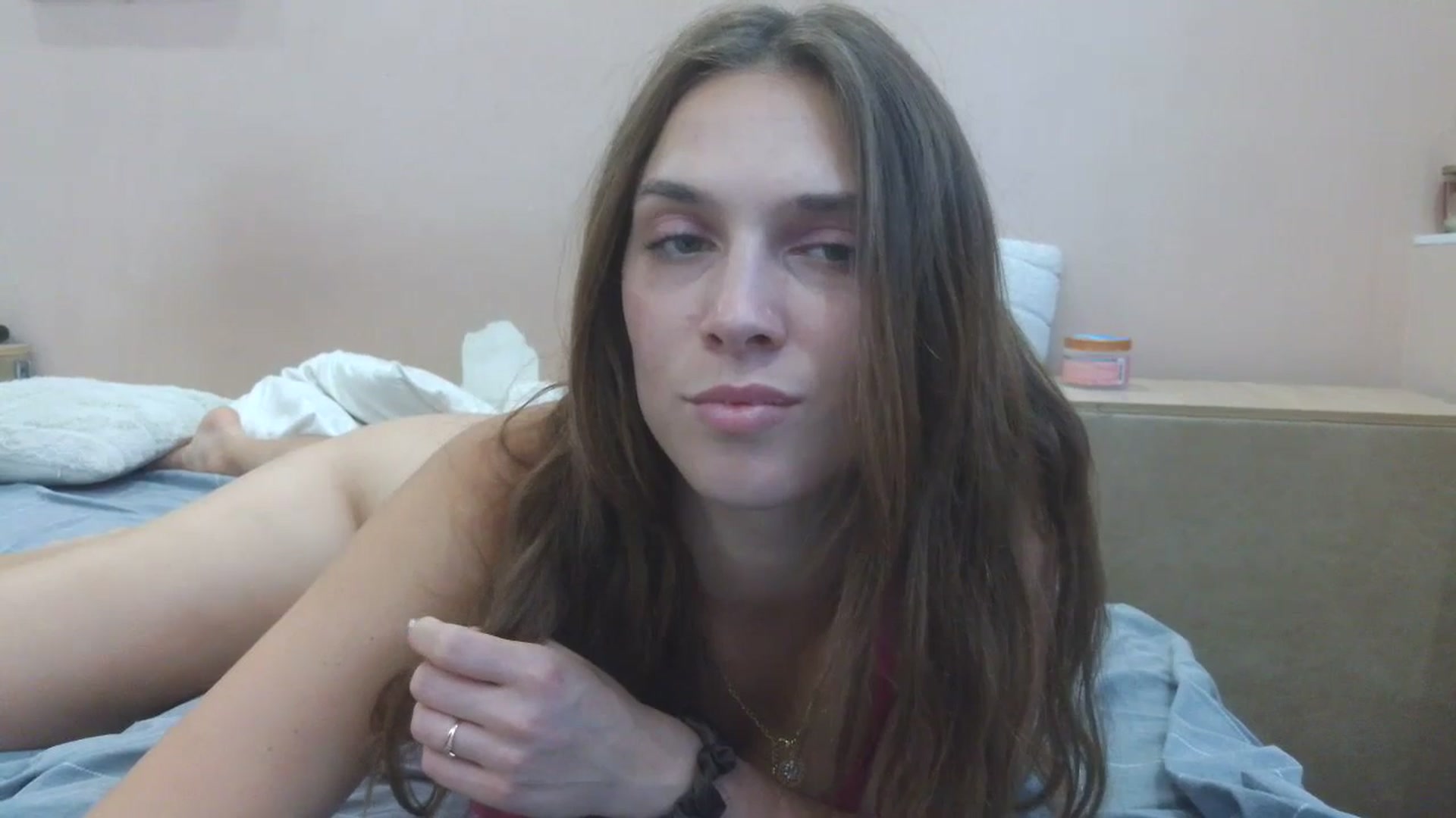 Gallery image thumbnail from HaleyReed's myfreecams stream on, 08/07/2025, 13:22 image 17 of 20