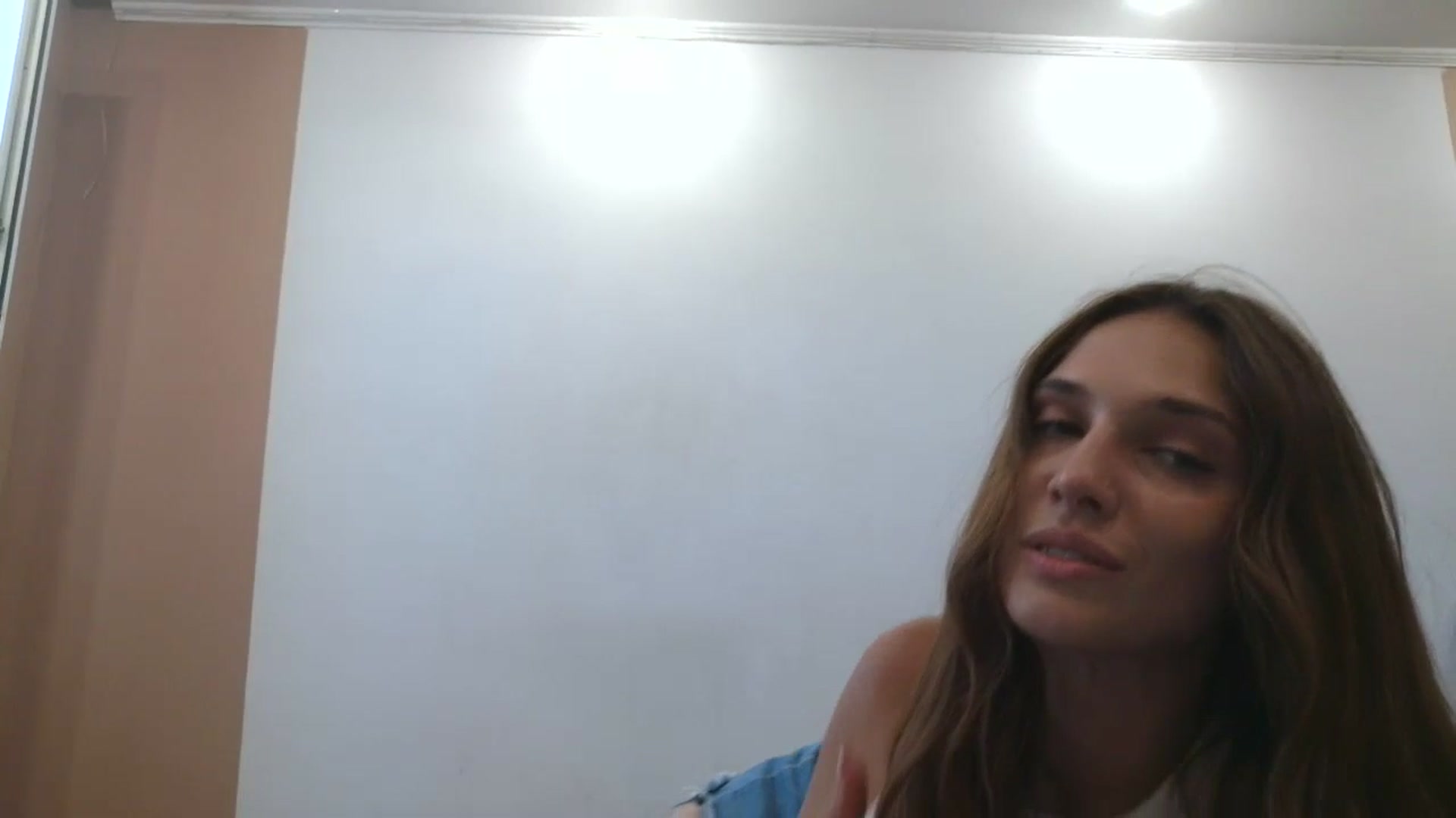 Gallery image thumbnail from HaleyReed's myfreecams stream on, 08/08/2025, 11:34 image 7 of 20