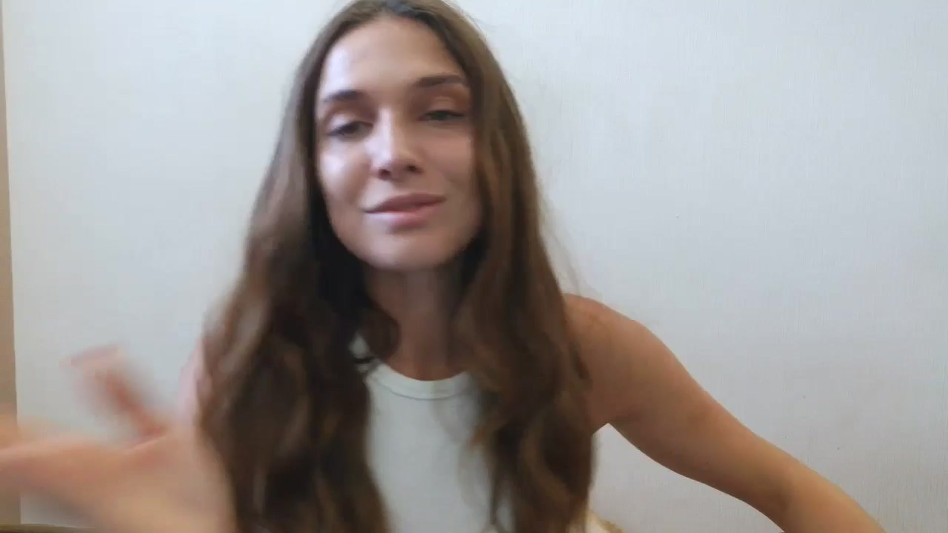 Gallery image thumbnail from HaleyReed's myfreecams stream on, 08/08/2025, 11:34 image 3 of 20