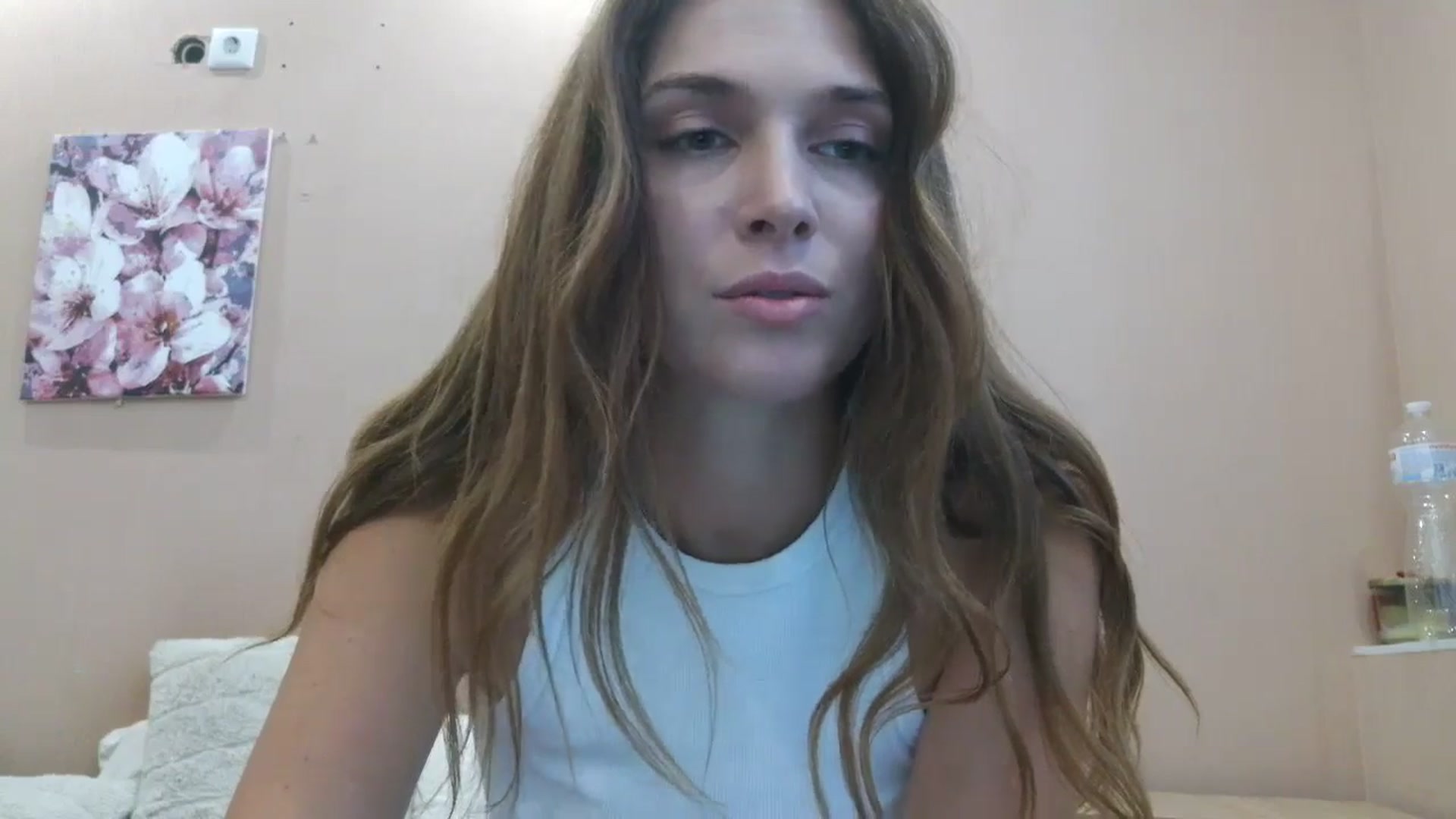 Gallery image thumbnail from HaleyReed's myfreecams stream on, 08/08/2025, 11:58 image 3 of 20