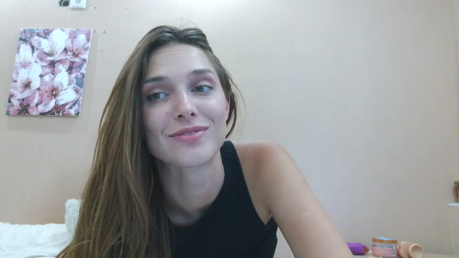 Gallery image thumbnail from HaleyReed's myfreecams stream on, 08/11/2025, 14:57 image 12 of 20