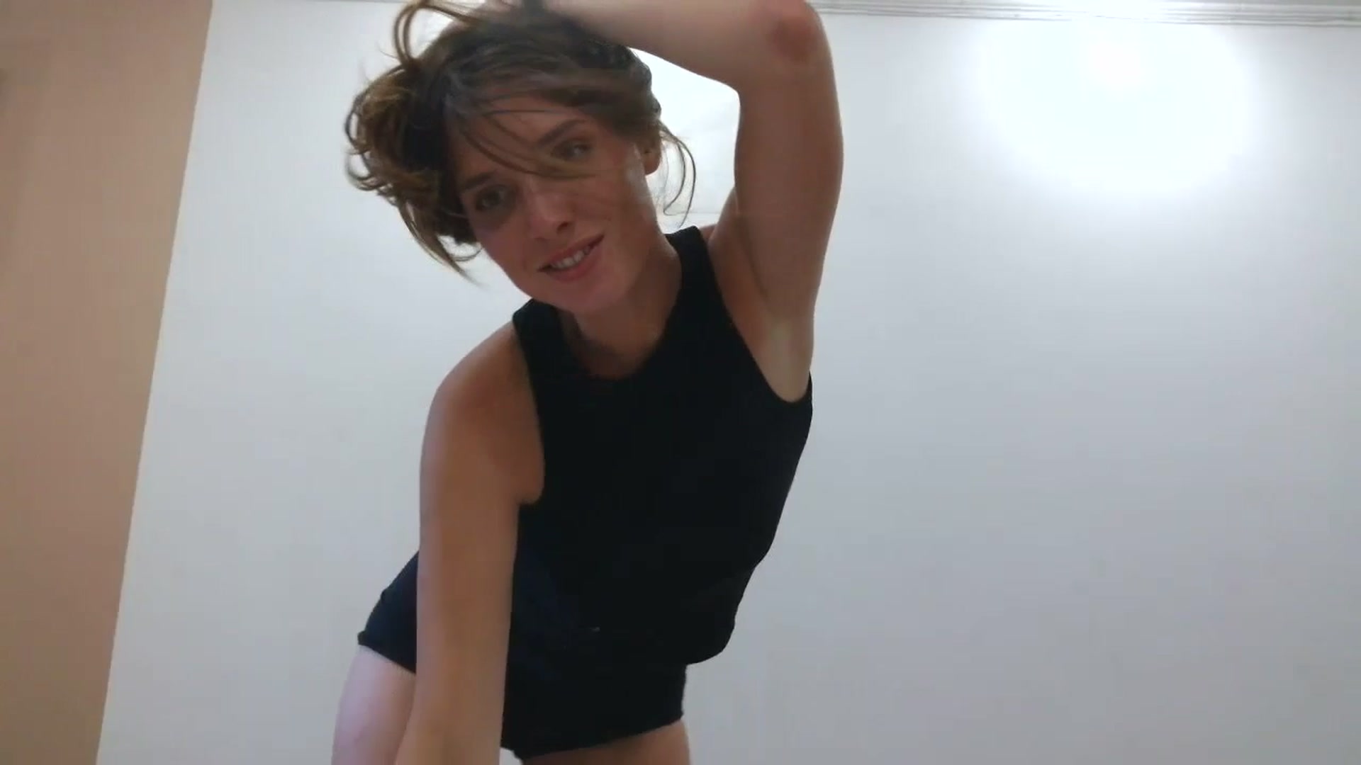 Gallery image thumbnail from HaleyReed's myfreecams stream on, 08/11/2025, 16:15 image 15 of 20