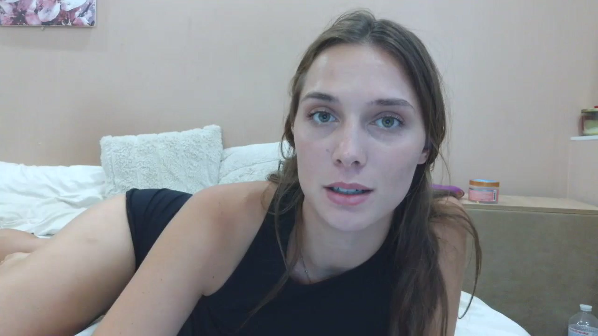 Gallery image thumbnail from HaleyReed's myfreecams stream on, 08/11/2025, 16:15 image 1 of 20