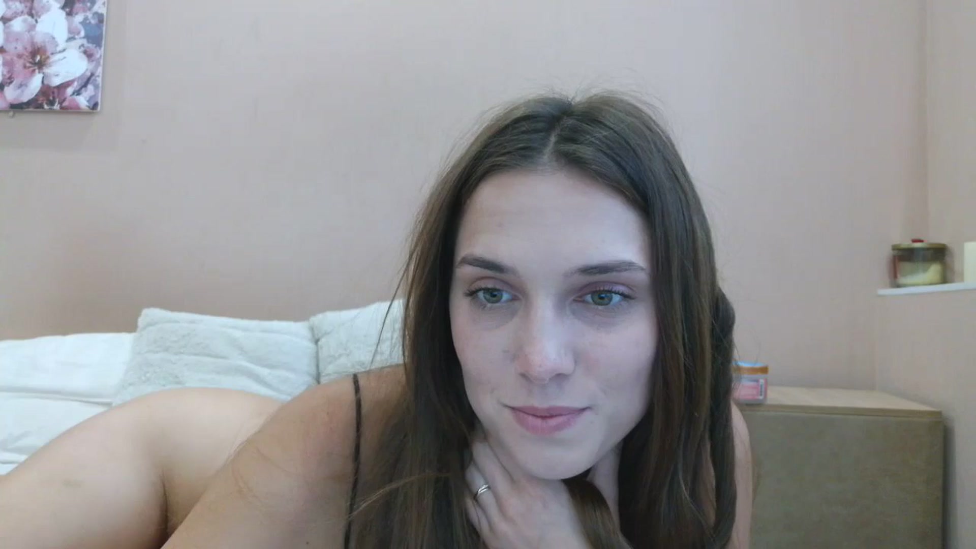 Gallery image thumbnail from HaleyReed's myfreecams stream on, 08/12/2025, 11:31 image 1 of 20