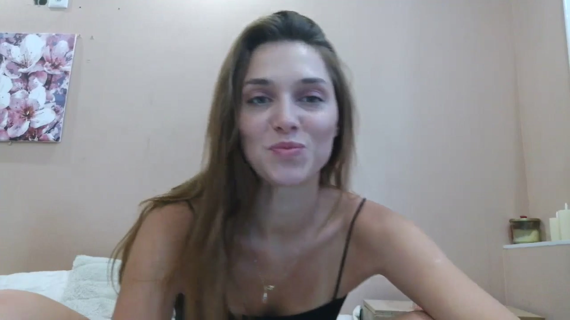 Gallery image thumbnail from HaleyReed's myfreecams stream on, 08/12/2025, 11:31 image 17 of 20