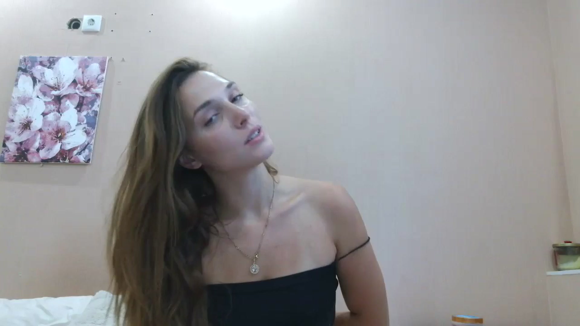 Gallery image thumbnail from HaleyReed's myfreecams stream on, 08/12/2025, 14:07 image 17 of 20