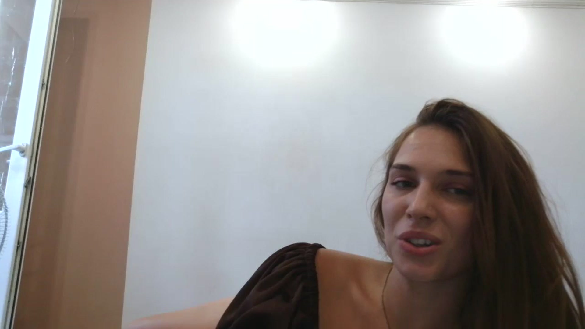 Gallery image thumbnail from HaleyReed's myfreecams stream on, 08/13/2025, 14:05 image 8 of 20