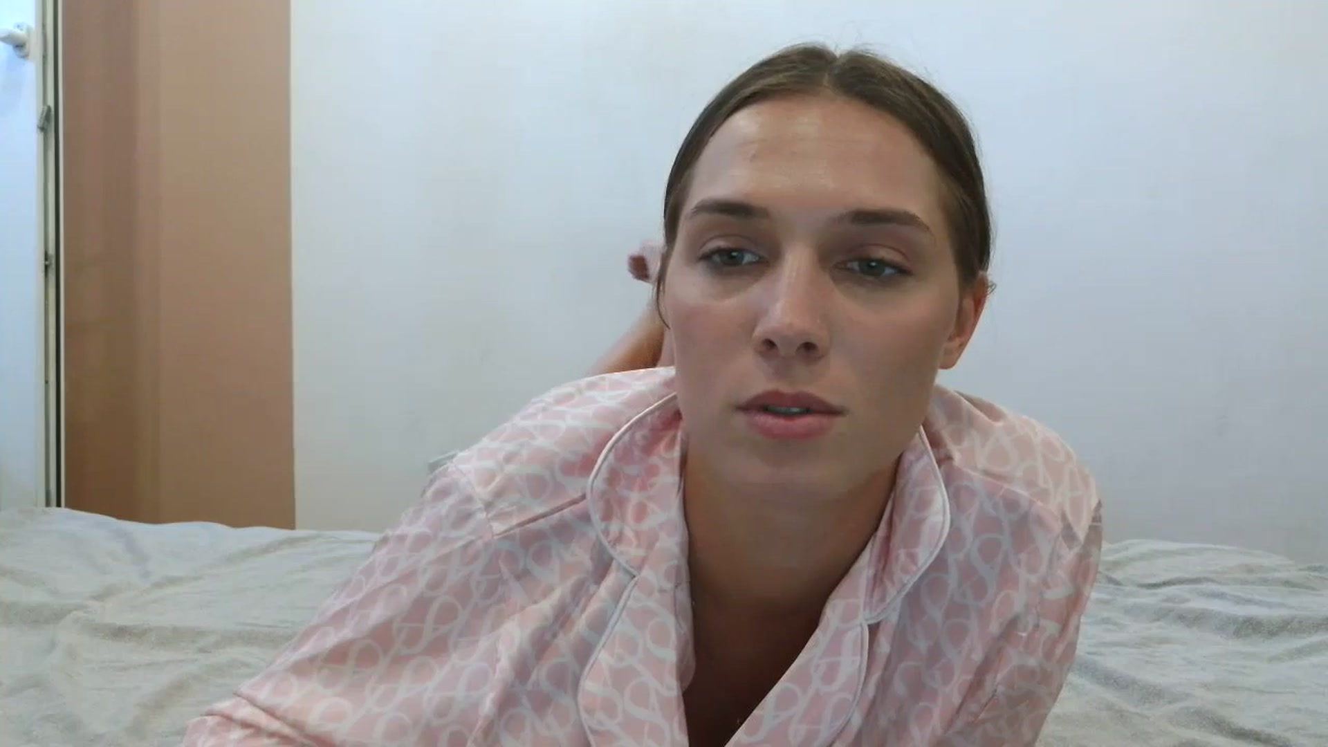 Gallery image thumbnail from HaleyReed's myfreecams stream on, 08/14/2025, 13:30 image 9 of 20