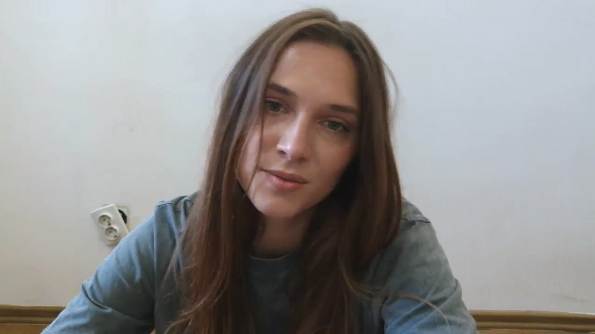 Gallery image thumbnail from HaleyReed's myfreecams stream on, 08/15/2025, 13:24 image 6 of 20