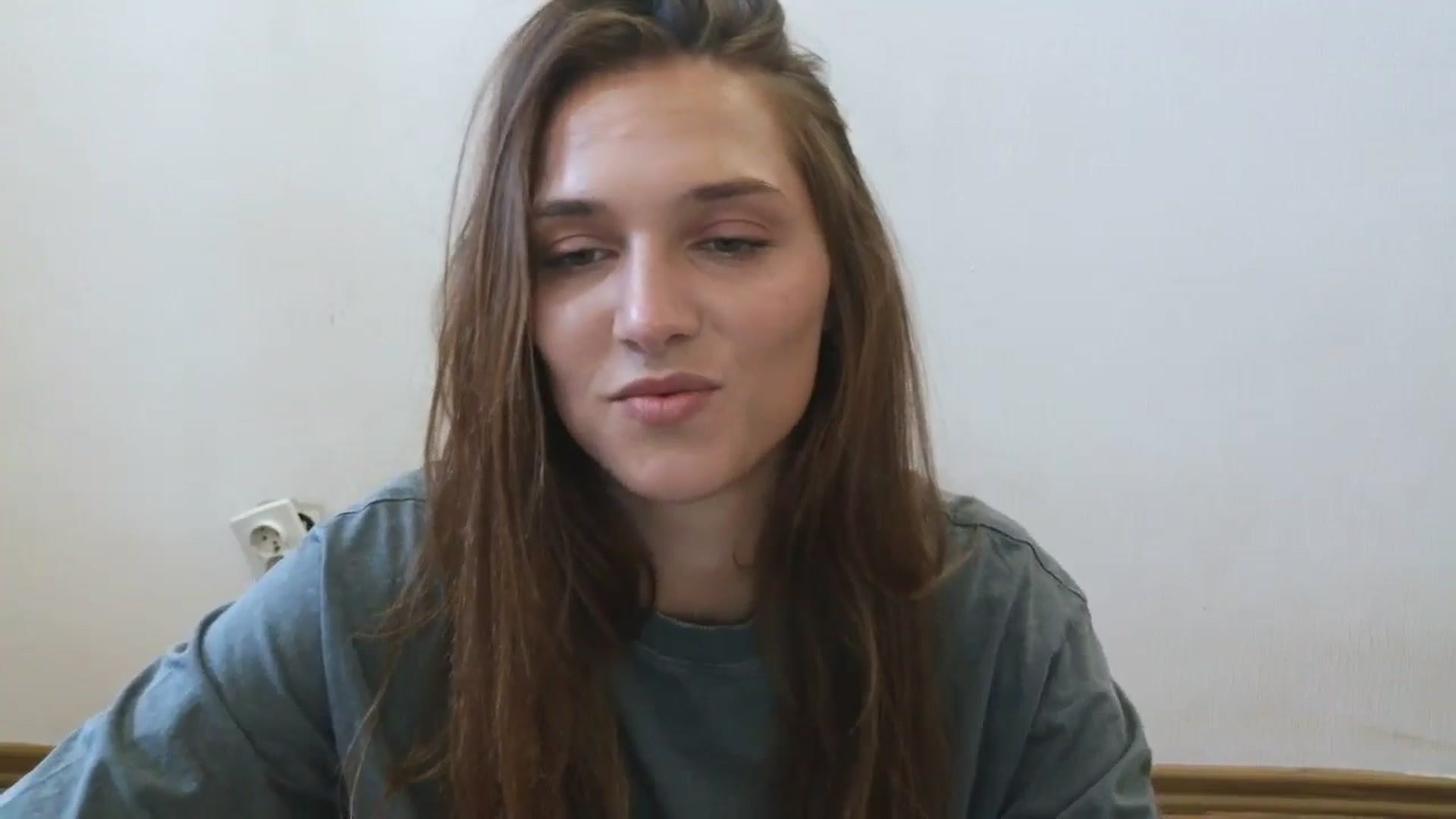 Gallery image thumbnail from HaleyReed's myfreecams stream on, 08/15/2025, 13:24 image 4 of 20