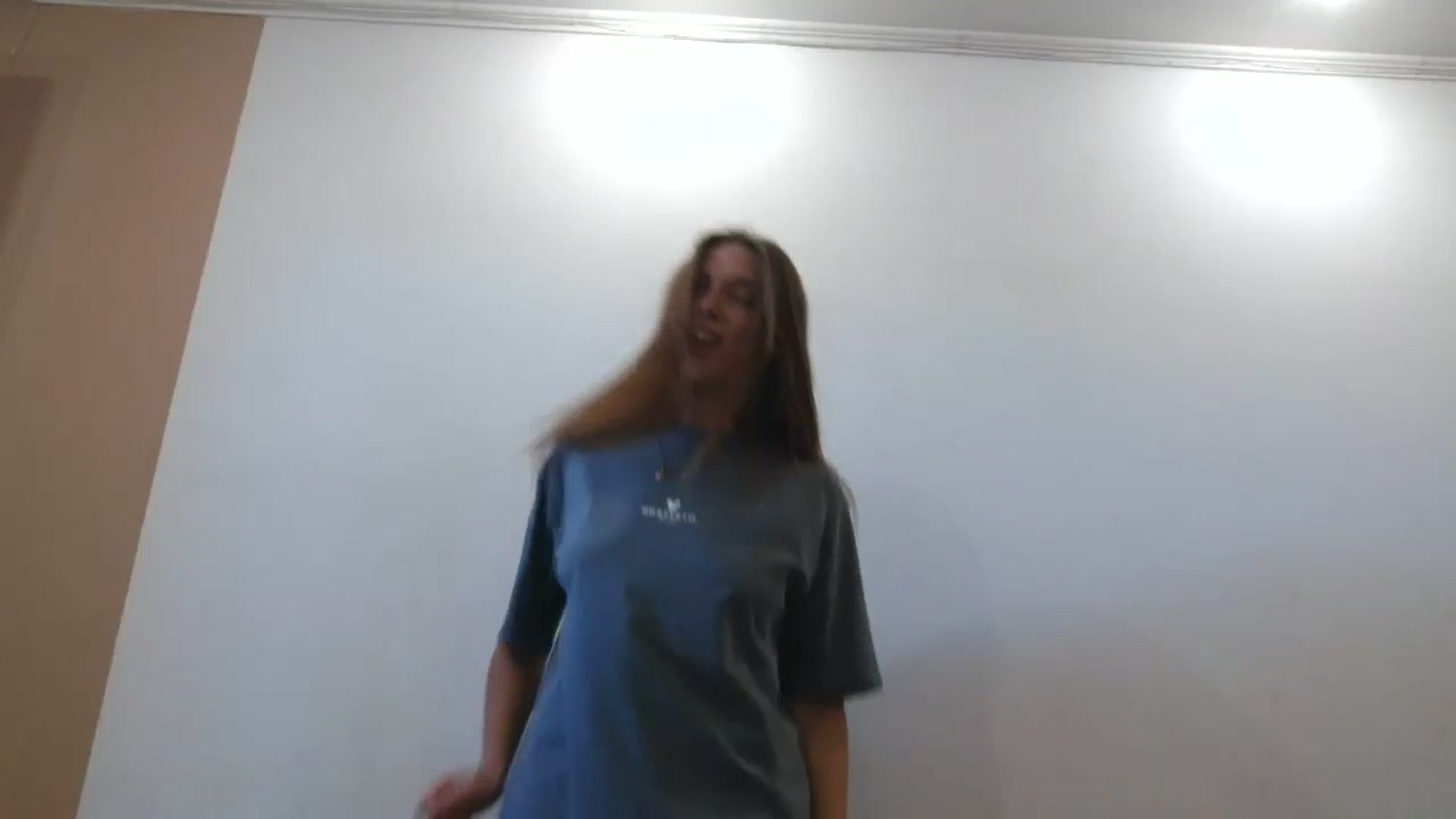 Gallery image thumbnail from HaleyReed's myfreecams stream on, 08/15/2025, 13:24 image 11 of 20