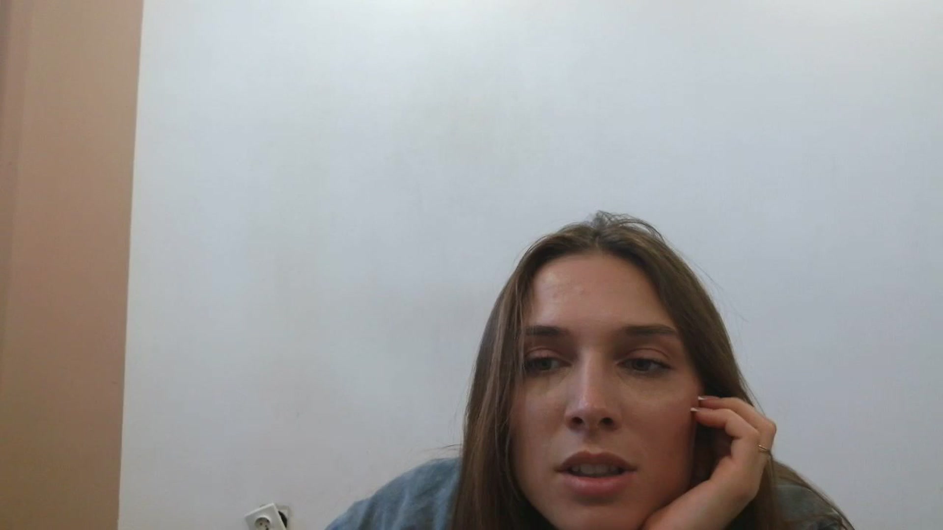 Gallery image thumbnail from HaleyReed's myfreecams stream on, 08/15/2025, 14:55 image 14 of 20