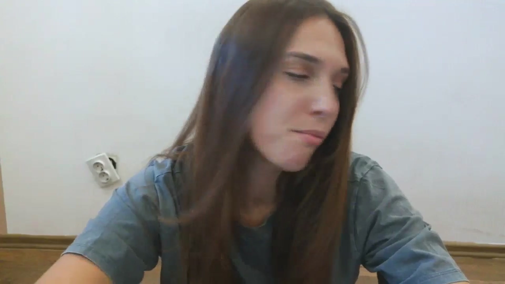 Gallery image thumbnail from HaleyReed's myfreecams stream on, 08/15/2025, 14:55 image 5 of 20