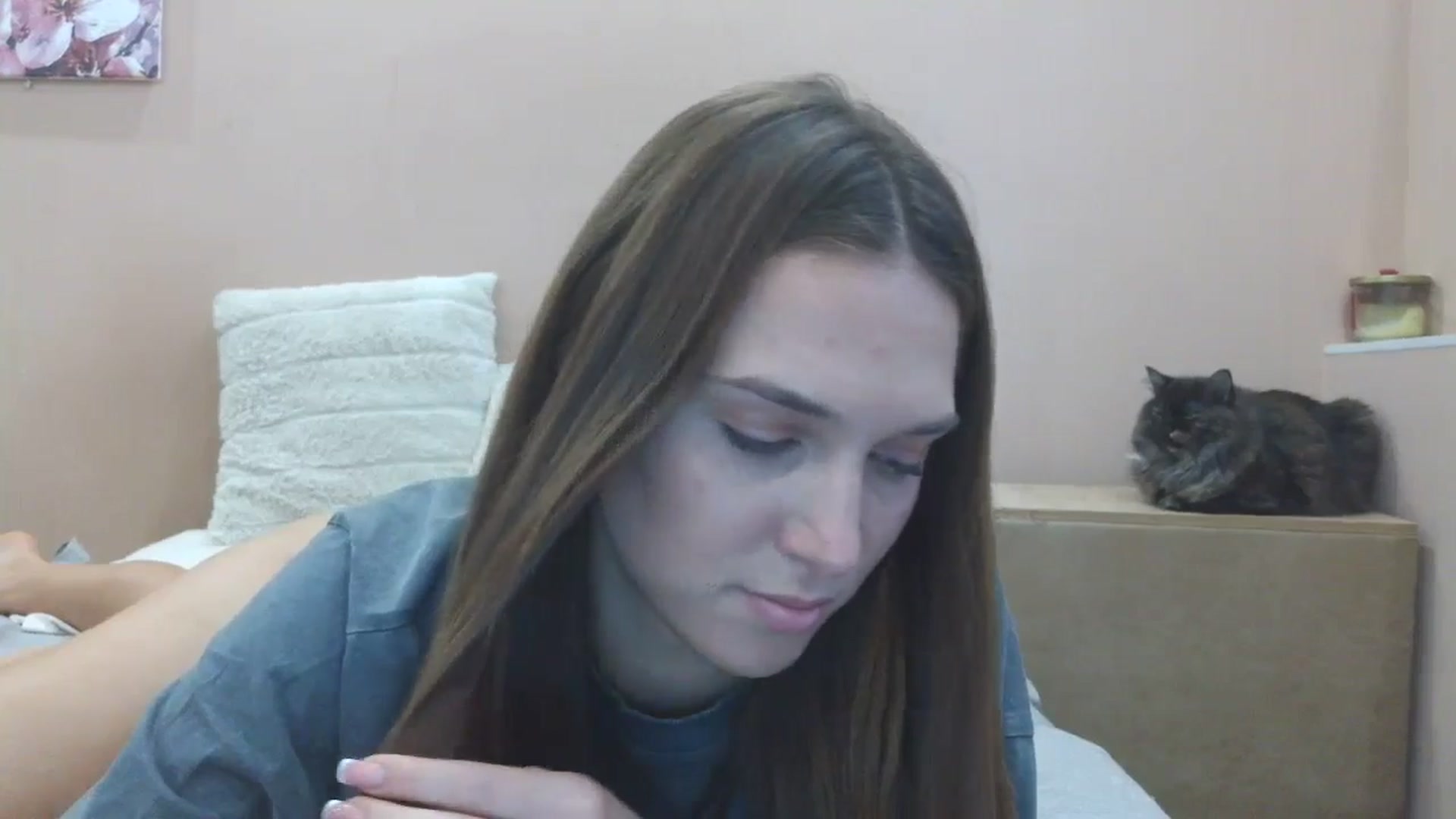 Gallery image thumbnail from HaleyReed's myfreecams stream on, 08/15/2025, 15:55 image 12 of 20