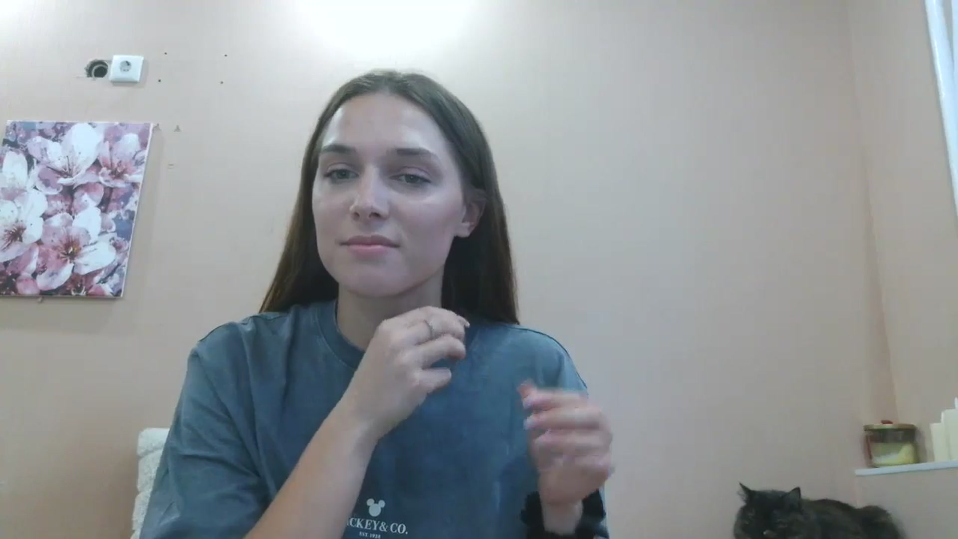 Gallery image thumbnail from HaleyReed's myfreecams stream on, 08/15/2025, 15:55 image 13 of 20