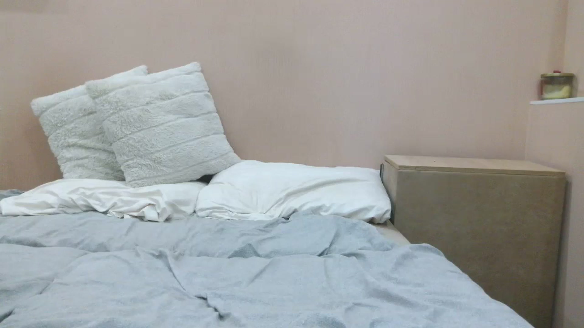 Gallery image thumbnail from HaleyReed's myfreecams stream on, 08/15/2025, 17:03 image 16 of 20