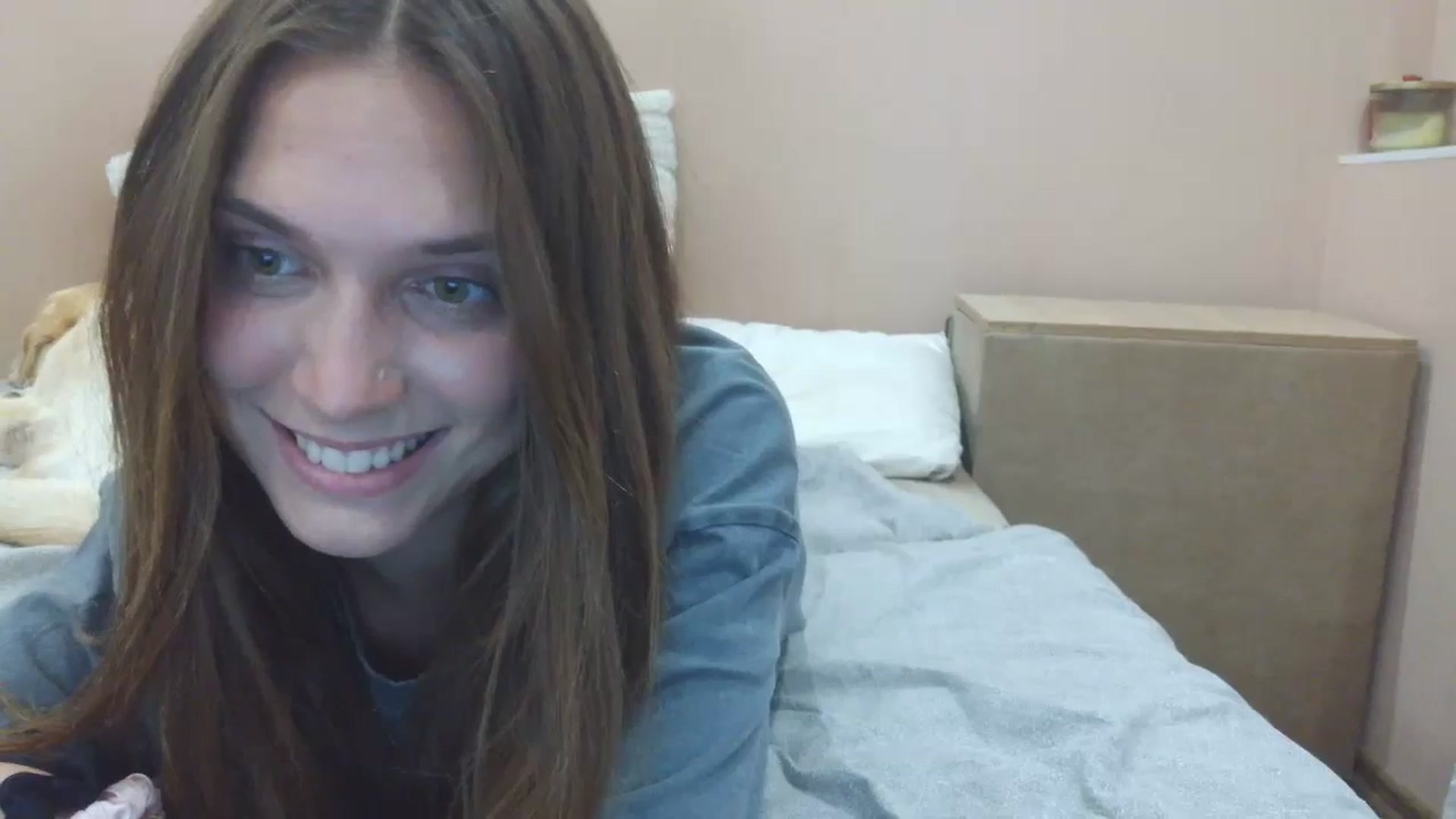 Gallery image thumbnail from HaleyReed's myfreecams stream on, 08/15/2025, 17:03 image 15 of 20