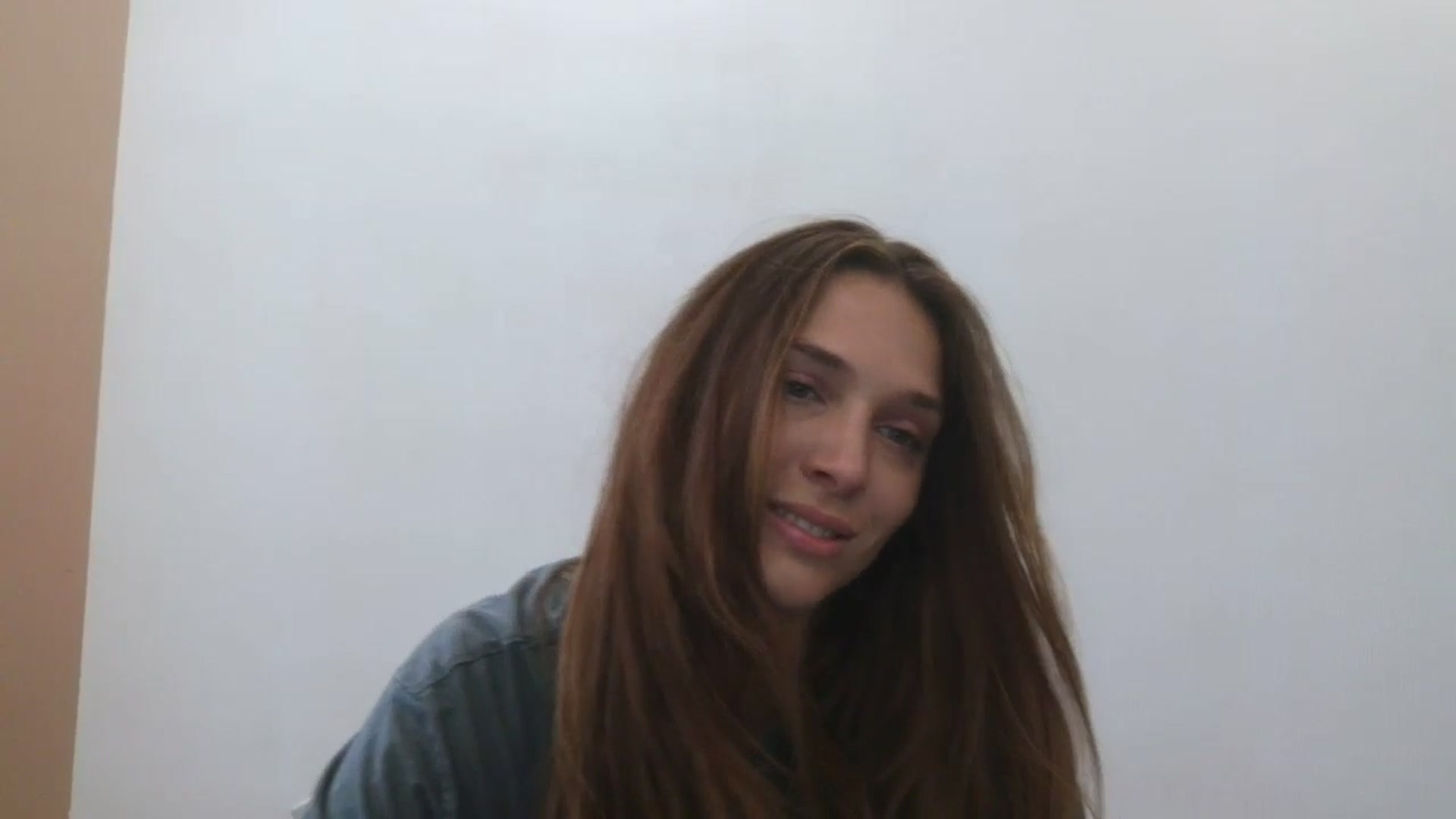 Gallery image thumbnail from HaleyReed's myfreecams stream on, 08/17/2025, 11:42 image 9 of 20