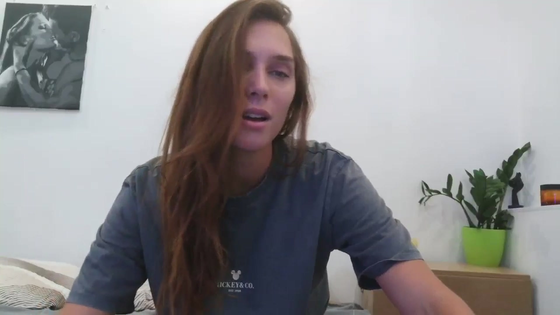 Gallery image thumbnail from HaleyReed's myfreecams stream on, 08/17/2025, 12:39 image 8 of 20