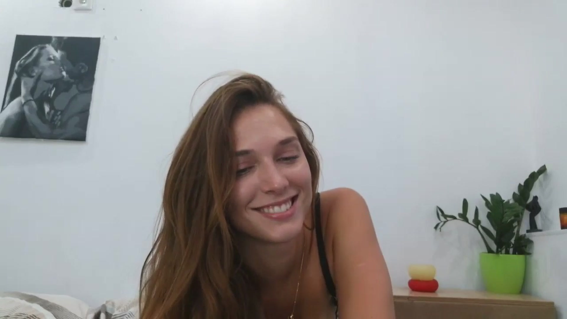 Gallery image thumbnail from HaleyReed's myfreecams stream on, 08/17/2025, 14:56 image 5 of 20