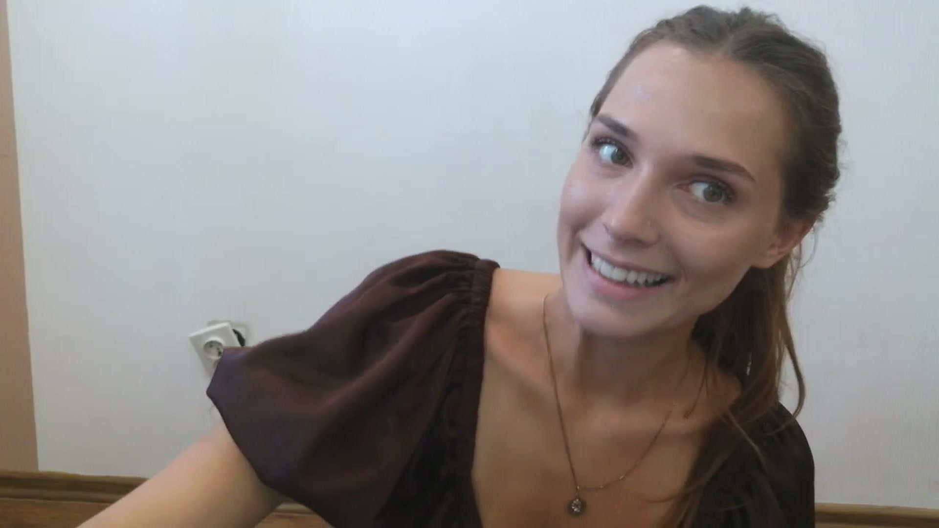 Gallery image thumbnail from HaleyReed's myfreecams stream on, 08/18/2025, 11:46 image 9 of 20