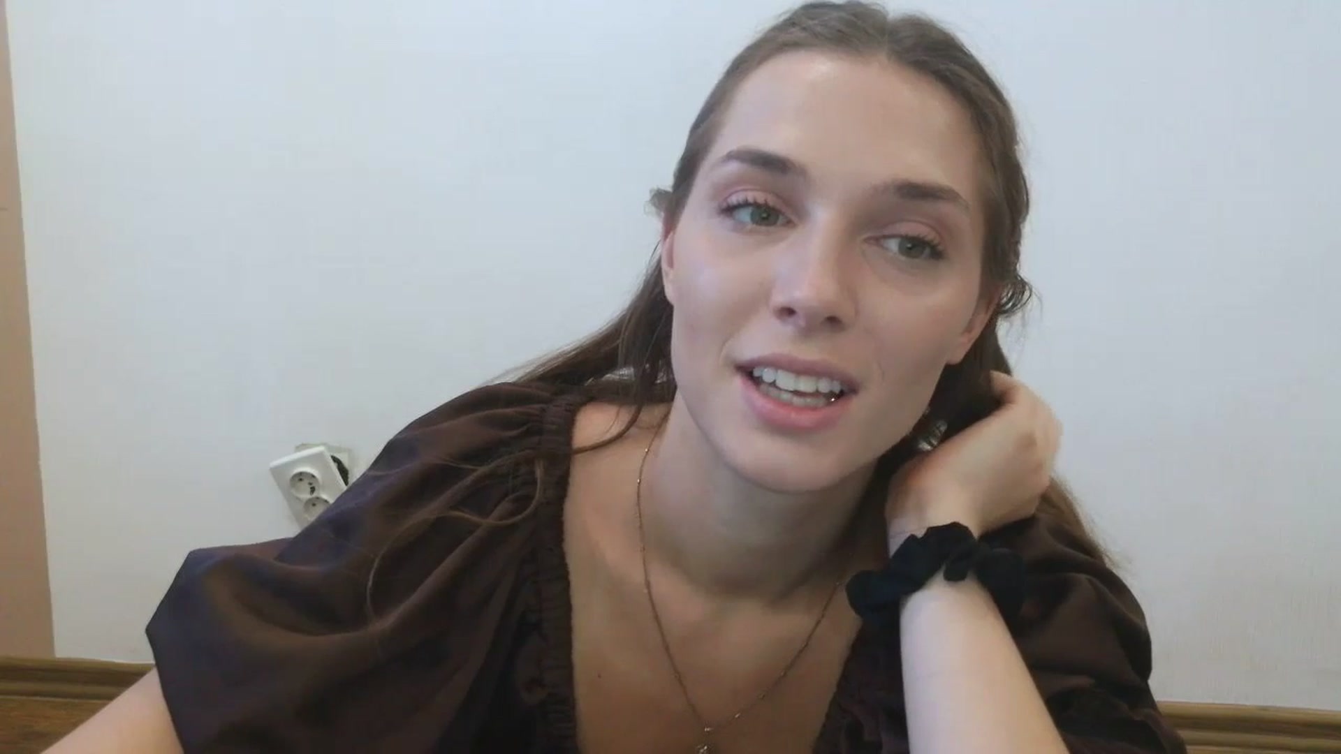 Gallery image thumbnail from HaleyReed's myfreecams stream on, 08/18/2025, 11:46 image 19 of 20