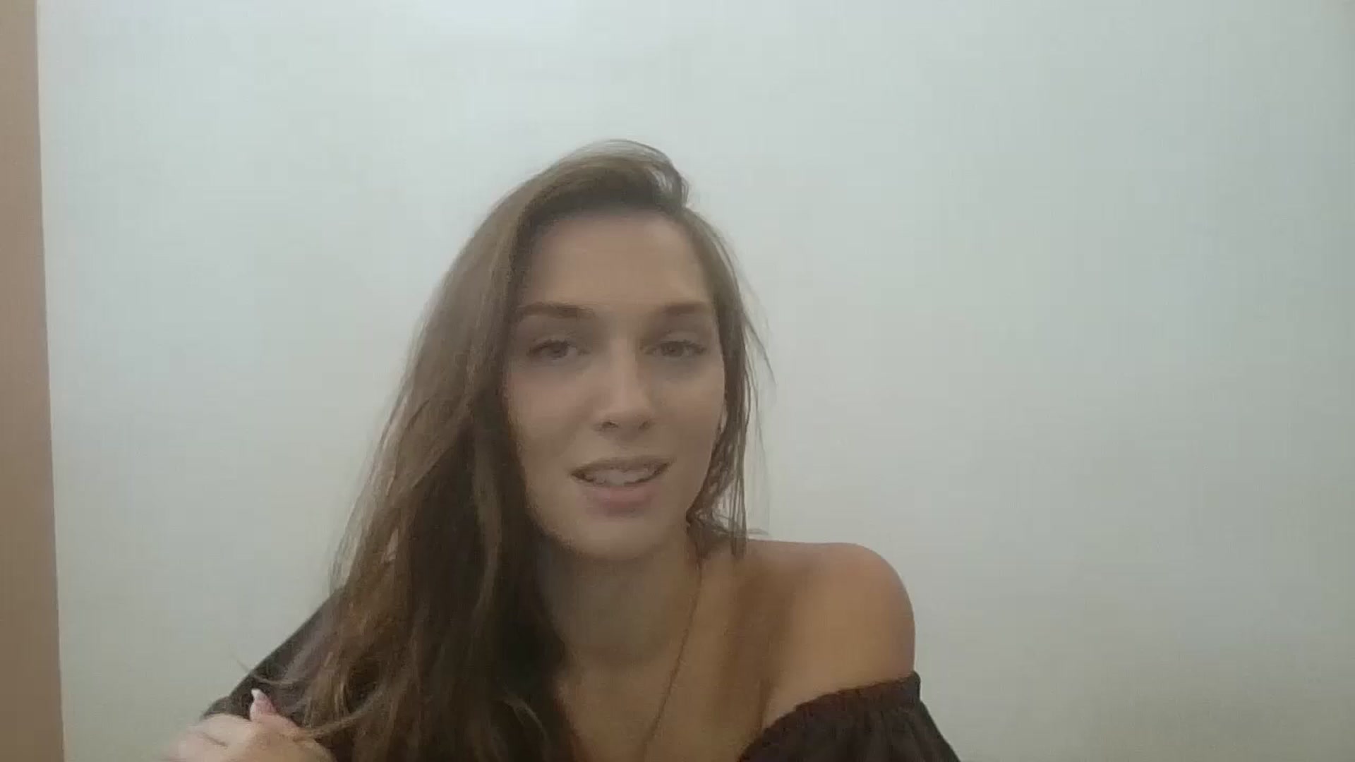 Gallery image thumbnail from HaleyReed's myfreecams stream on, 08/18/2025, 12:16 image 4 of 20