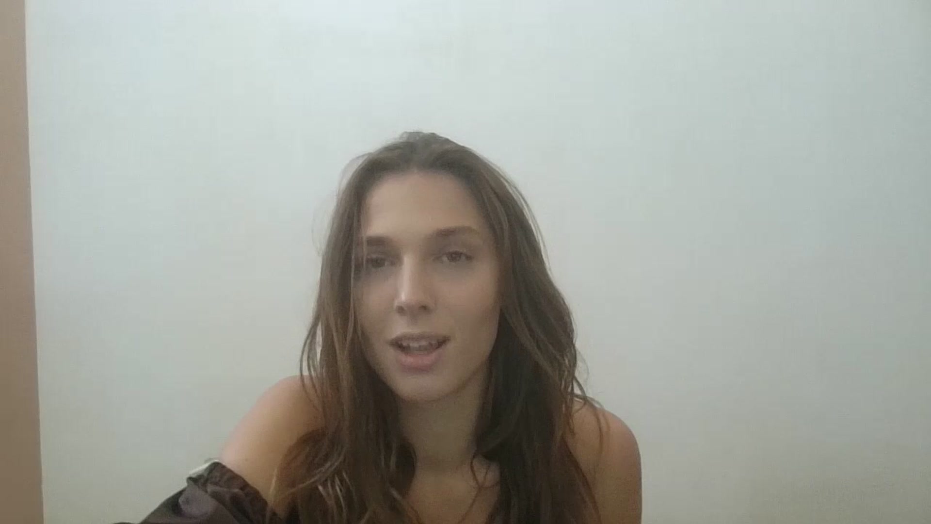 Gallery image thumbnail from HaleyReed's myfreecams stream on, 08/18/2025, 12:16 image 7 of 20