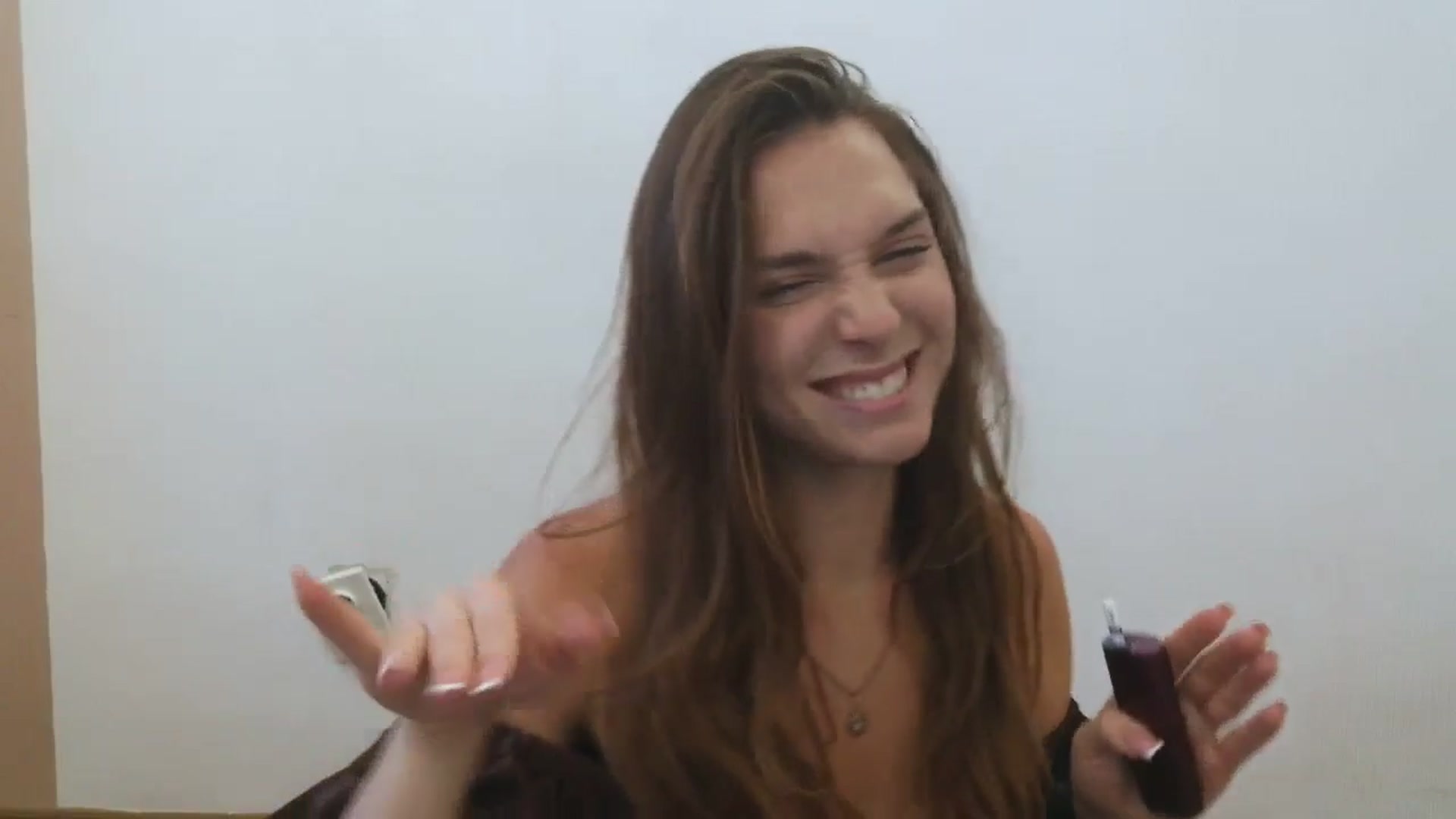 Gallery image thumbnail from HaleyReed's myfreecams stream on, 08/18/2025, 13:51 image 8 of 20