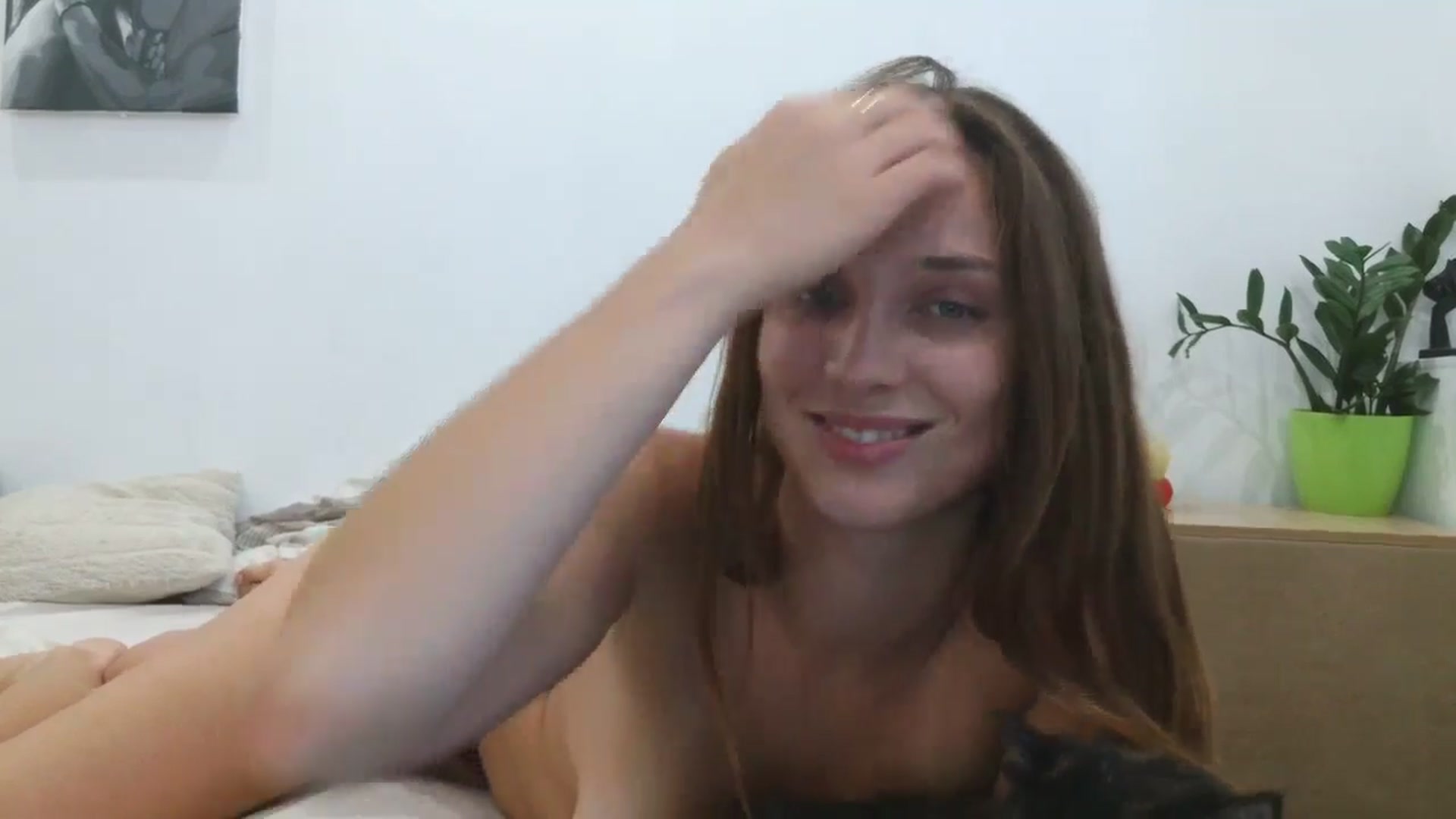 Gallery image thumbnail from HaleyReed's myfreecams stream on, 08/21/2025, 15:37 image 12 of 20