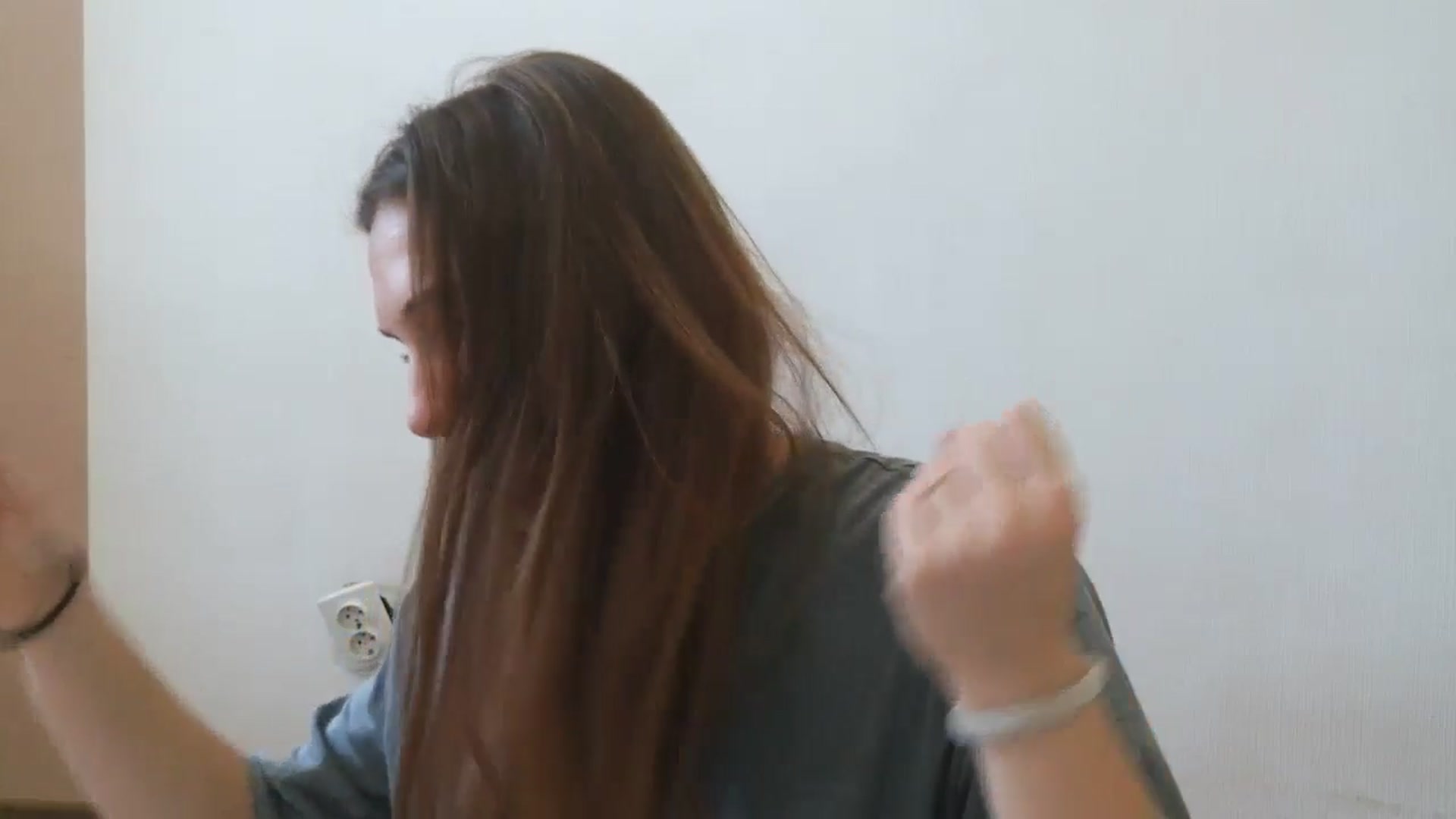 Gallery image thumbnail from HaleyReed's myfreecams stream on, 08/22/2025, 12:11 image 10 of 20