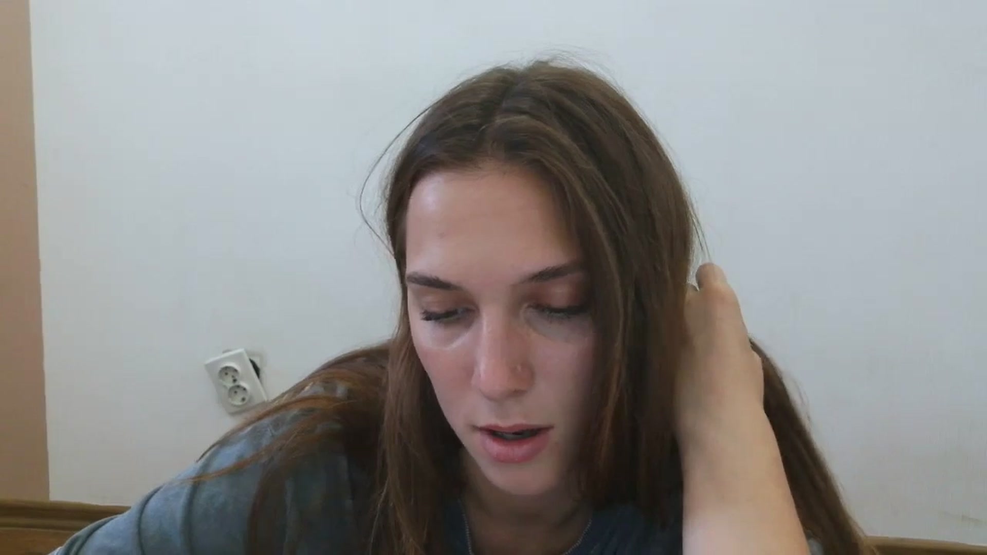 Gallery image thumbnail from HaleyReed's myfreecams stream on, 08/22/2025, 14:47 image 14 of 20