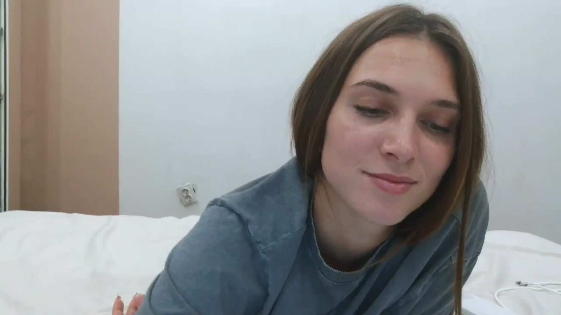 Gallery image thumbnail from HaleyReed's myfreecams stream on, 08/22/2025, 15:50 image 18 of 20