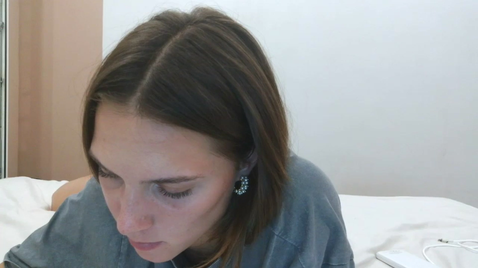 Gallery image thumbnail from HaleyReed's myfreecams stream on, 08/22/2025, 16:45 image 6 of 20