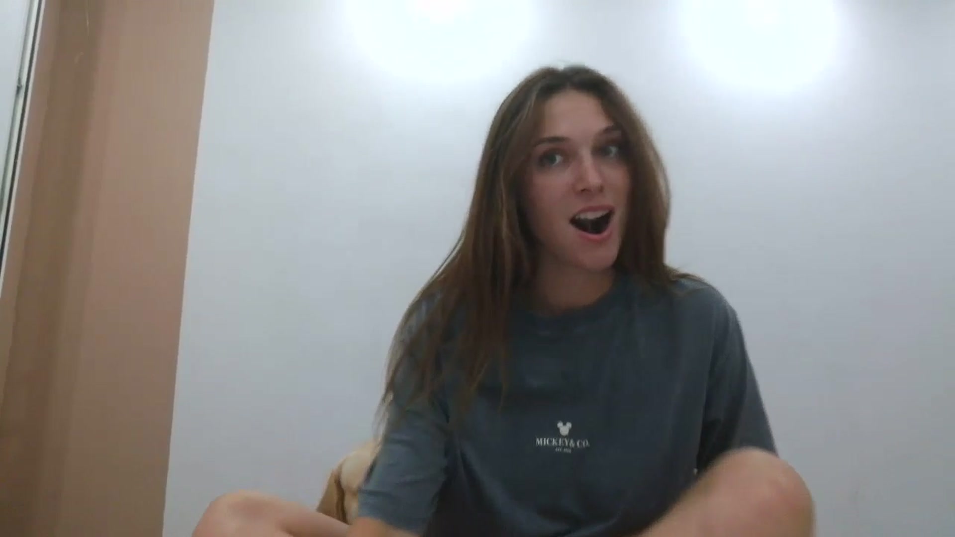 Gallery image thumbnail from HaleyReed's myfreecams stream on, 08/22/2025, 16:45 image 15 of 20