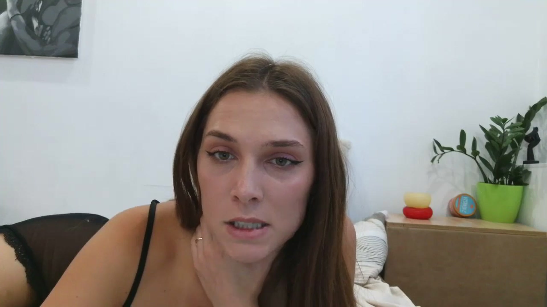 Gallery image thumbnail from HaleyReed's myfreecams stream on, 08/24/2025, 14:28 image 12 of 20