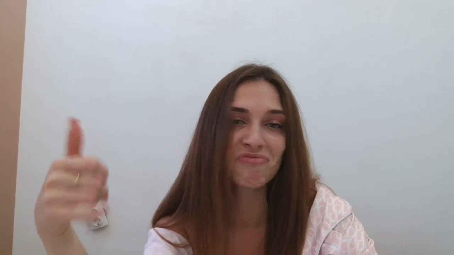 Gallery image thumbnail from HaleyReed's myfreecams stream on, 08/28/2025, 10:29 image 5 of 20