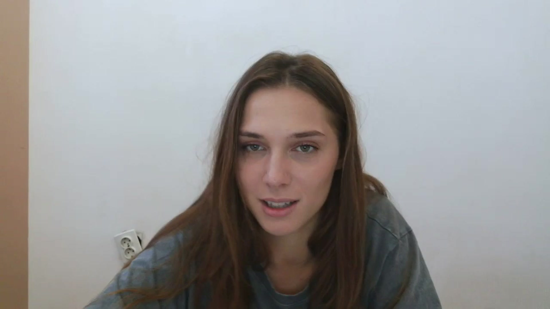 Gallery image thumbnail from HaleyReed's myfreecams stream on, 08/29/2025, 12:12 image 11 of 20