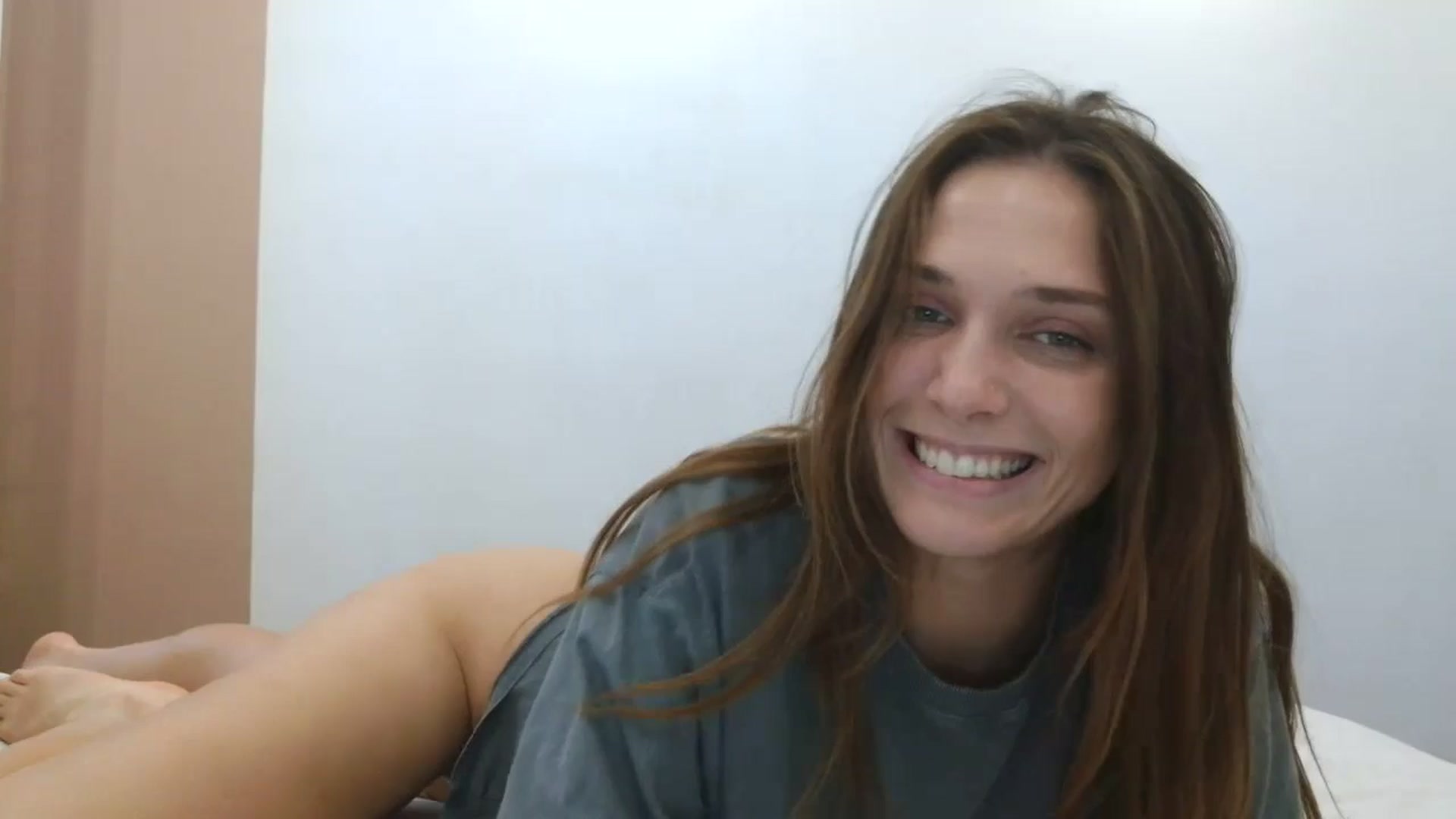 Gallery image thumbnail from HaleyReed's myfreecams stream on, 08/29/2025, 12:12 image 19 of 20