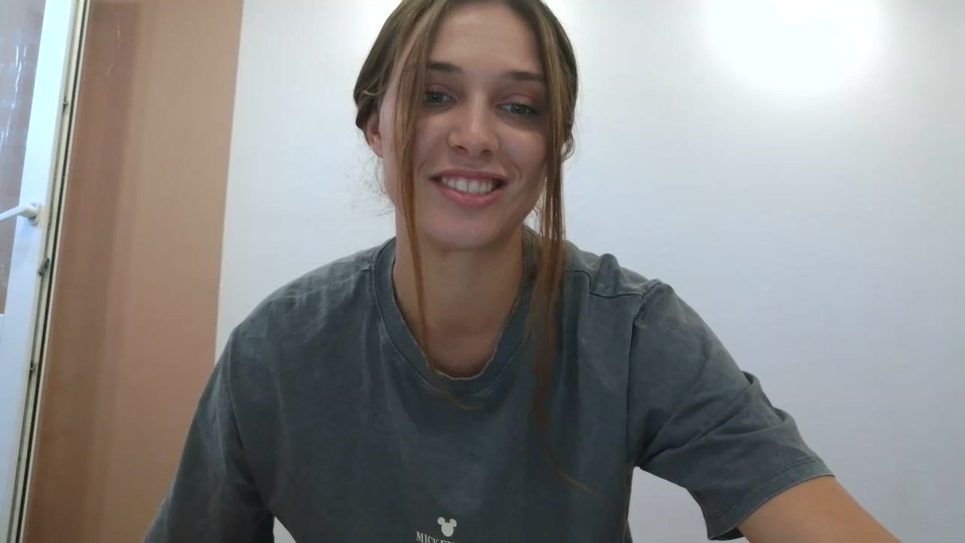 Gallery image thumbnail from HaleyReed's myfreecams stream on, 08/29/2025, 12:59 image 19 of 20