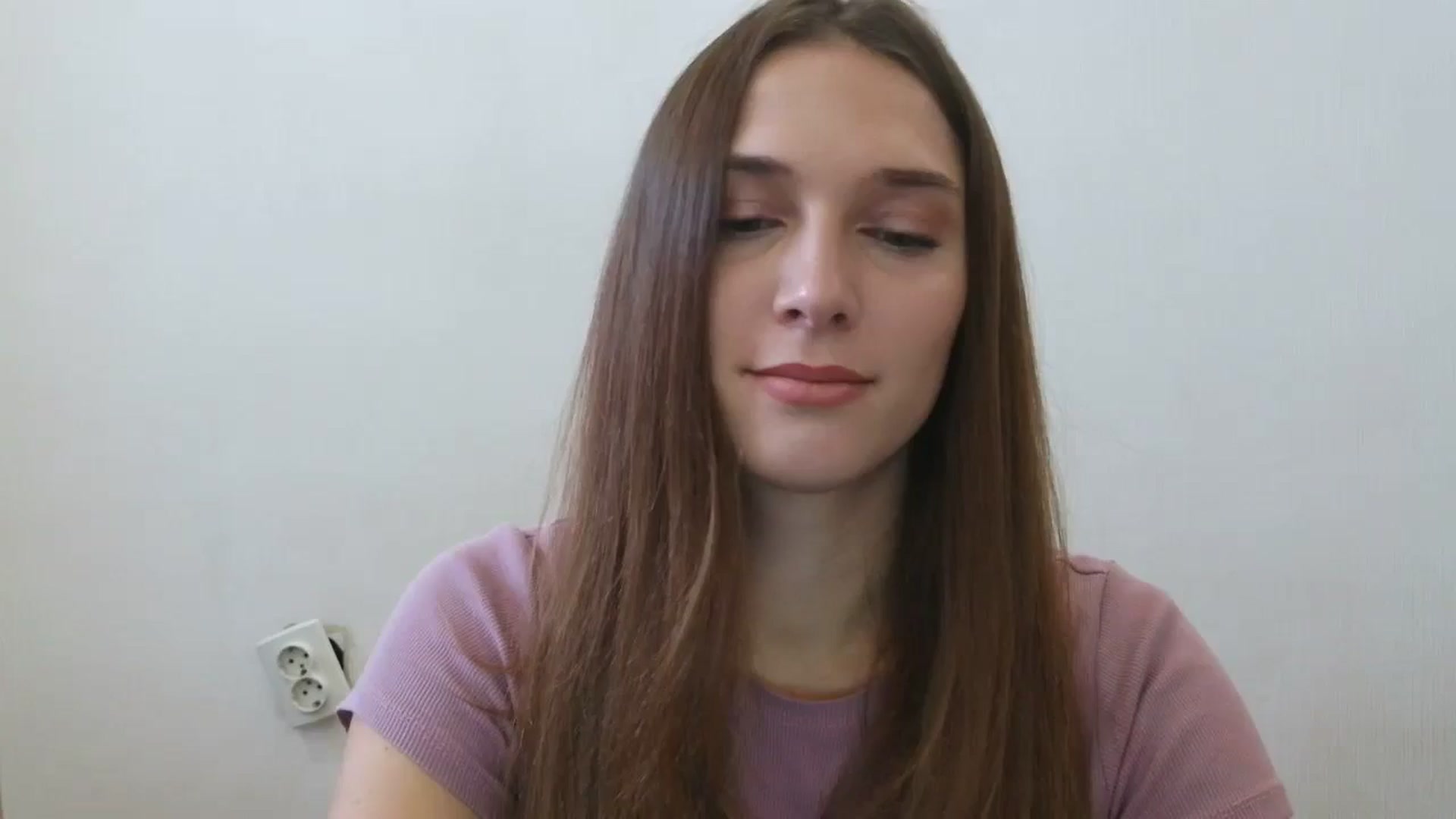 Gallery image thumbnail from HaleyReed's myfreecams stream on, 08/31/2025, 09:57 image 1 of 20
