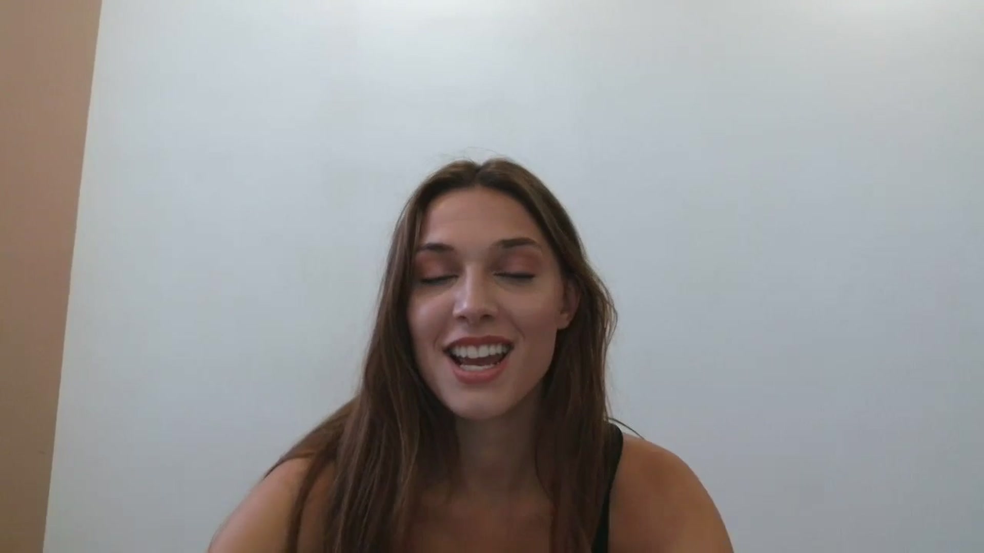 Gallery image thumbnail from HaleyReed's myfreecams stream on, 08/31/2025, 10:32 image 12 of 20