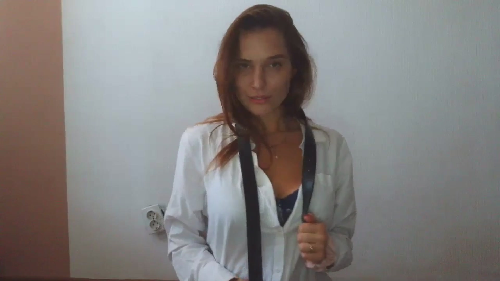 Gallery image thumbnail from HaleyReed's myfreecams stream on, 09/04/2025, 10:21 image 10 of 20