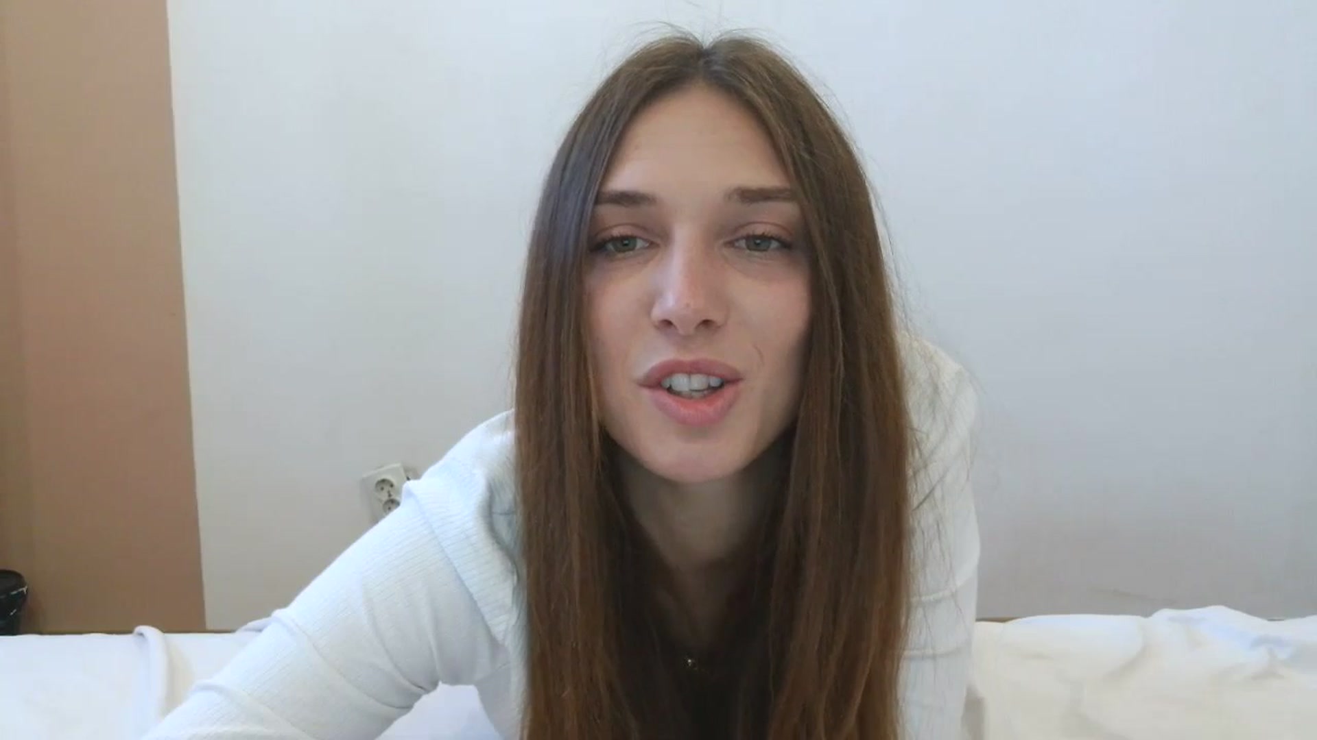 Gallery image thumbnail from HaleyReed's myfreecams stream on, 09/05/2025, 11:51 image 13 of 20